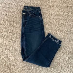 American Eagle Mom Straight Jean, Size 4